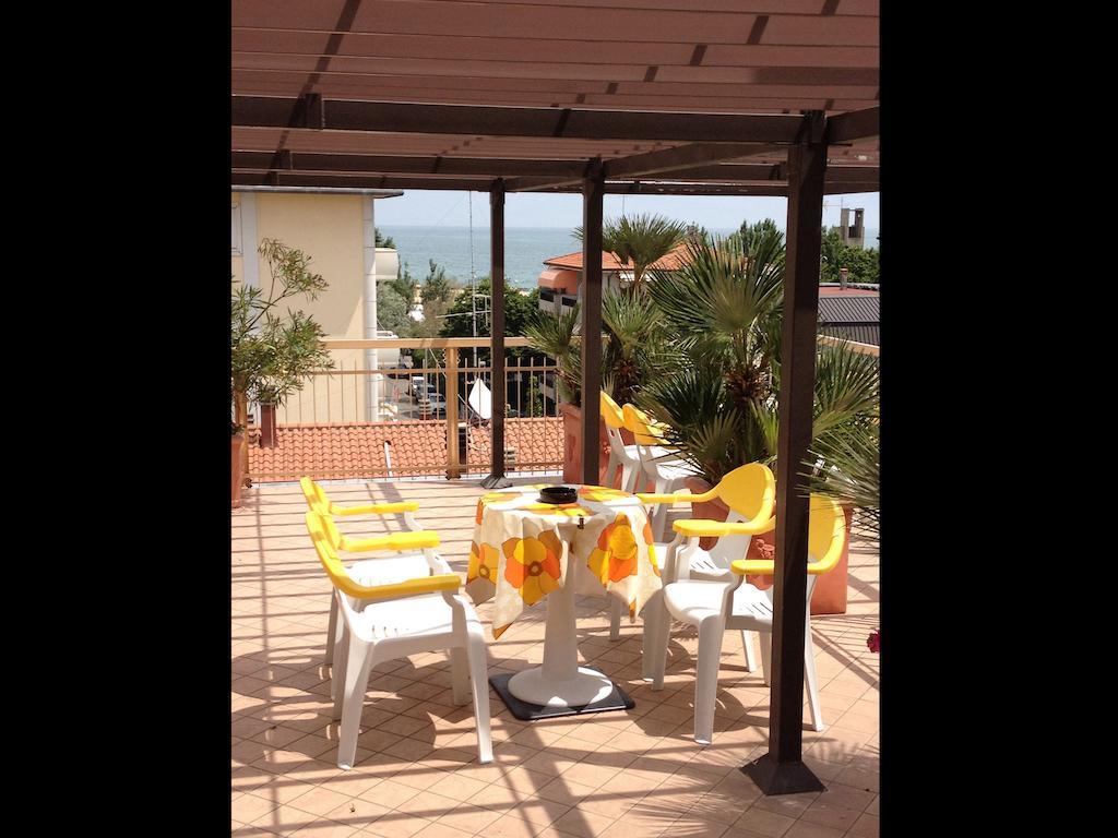 Hotel Emma Nord Rimini Exteriér fotografie